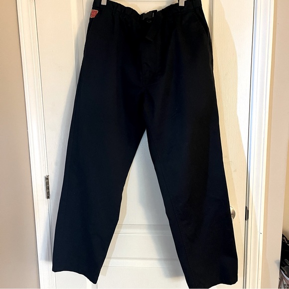Men’s medium loose fit black pant. - Picture 1 of 5